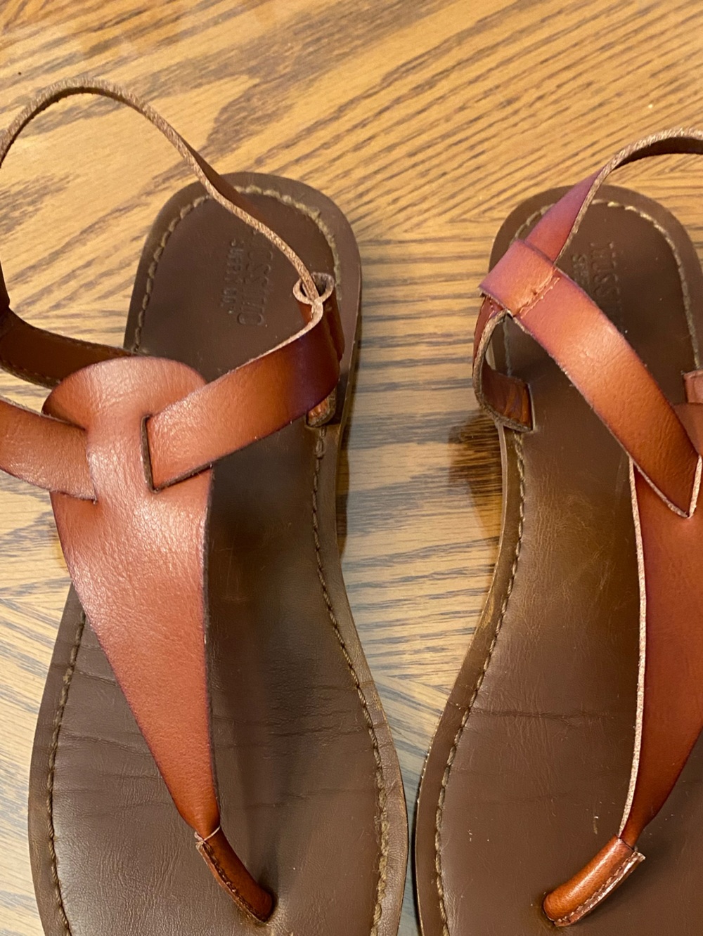 Mossimo Supply Co. Brown Tan Leather T-Strap Sandals